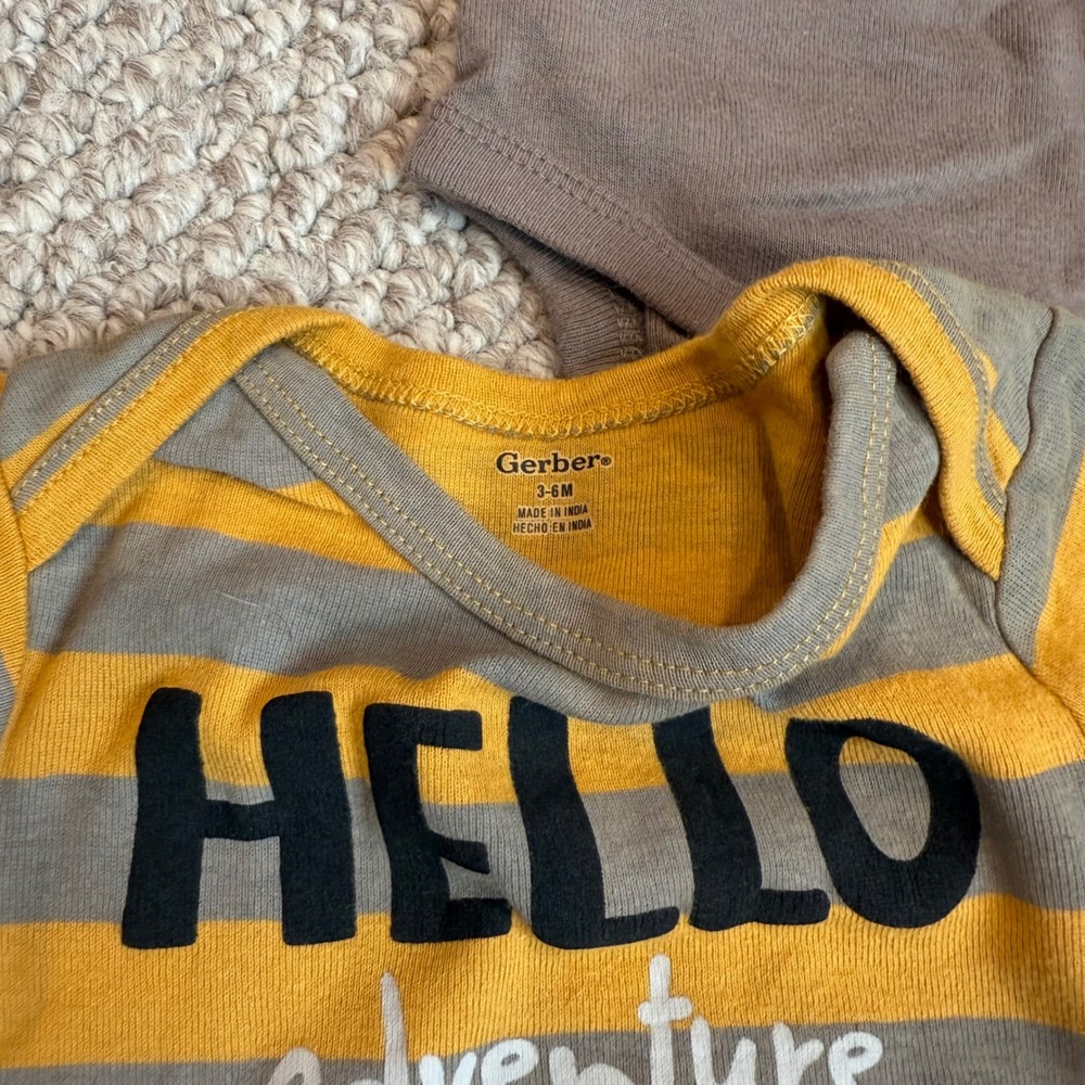 Gerber Baby Long Sleeve Bodysuits 4 Pack Size 3-6M - Picture 6 of 6